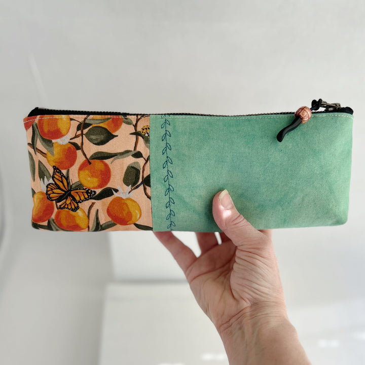 Zip Bag Pouch - For Art Pens, Paintbrushes, Markers and More