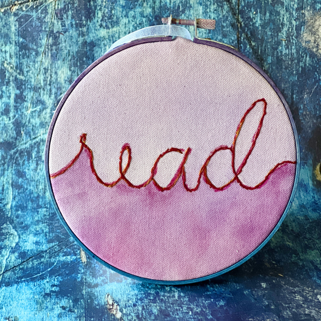 read - single word hoop art