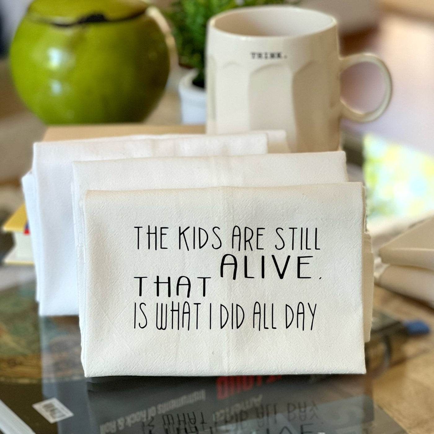 the kids are still alive - humorous bar, tea and kitchen towel SM