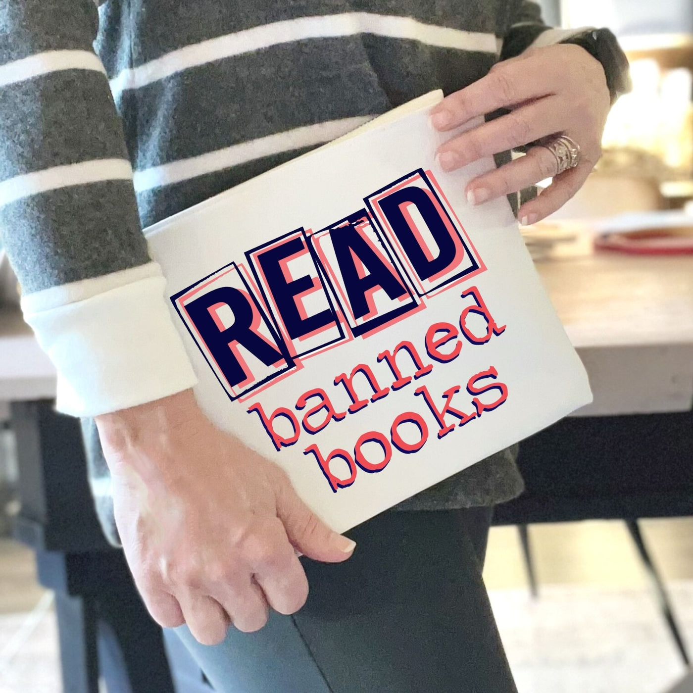 read banned books - canvas zip bag