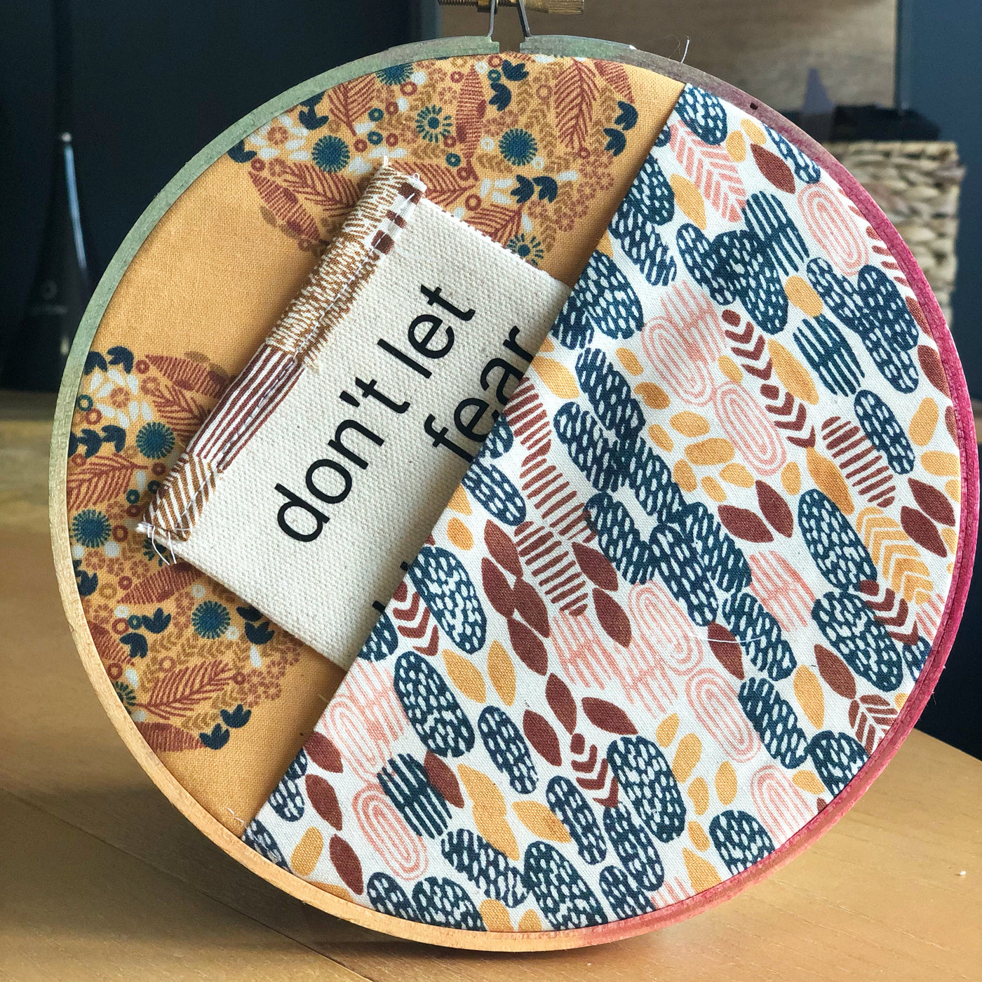 pinks pocket hoop art