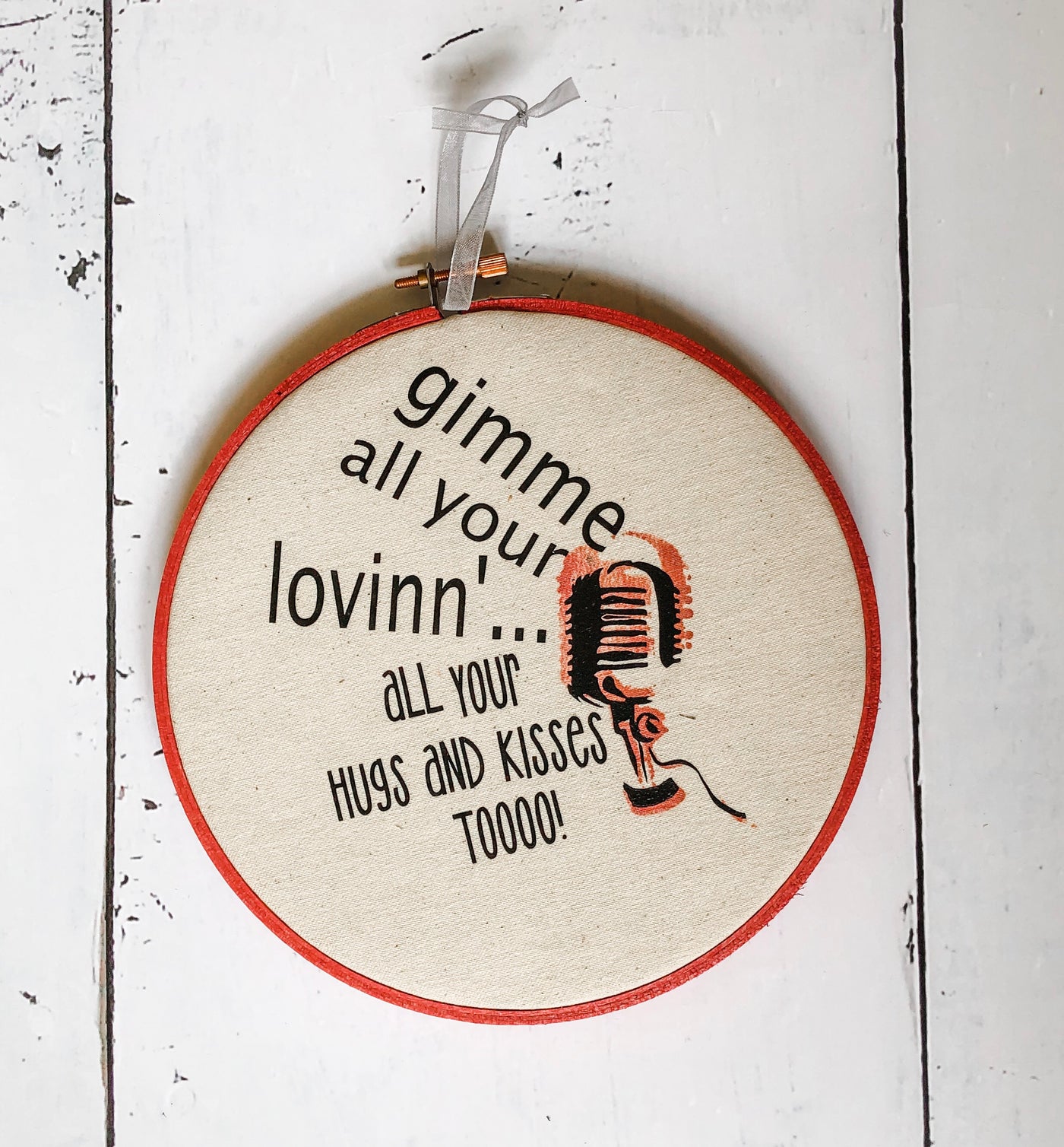 lovin' - hoop art